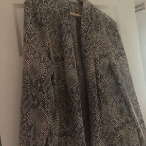 Babaton Power Blouse Size L